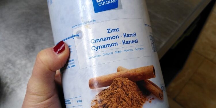 Ето защо отсега нататък трябва да поръсите семената на растенията с канела