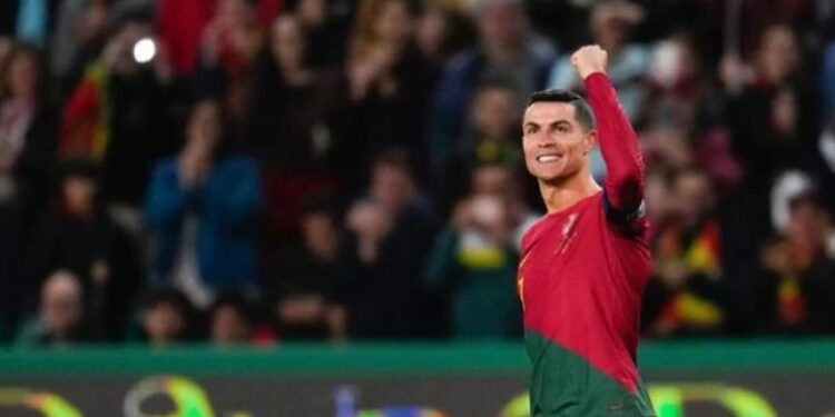 Кристиано Роналдо постави нов световен рекорд Кристиано Роналдо постави нов световен рекорд