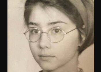 Можеш ли да я познаеш? За нея се знае, че е бивш модел, много талантлива певица и актриса, омъжена за известен наш певец!