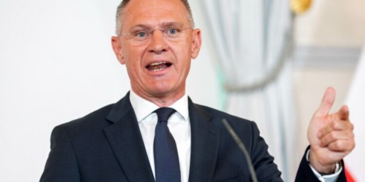 От Австрия продължават да режат България и Румъния за Шенген – има нужда от повече контрол, не от по-малко! От Австрия продължават да режат България и Румъния за Шенген – има нужда от повече контрол, не от по-малко!