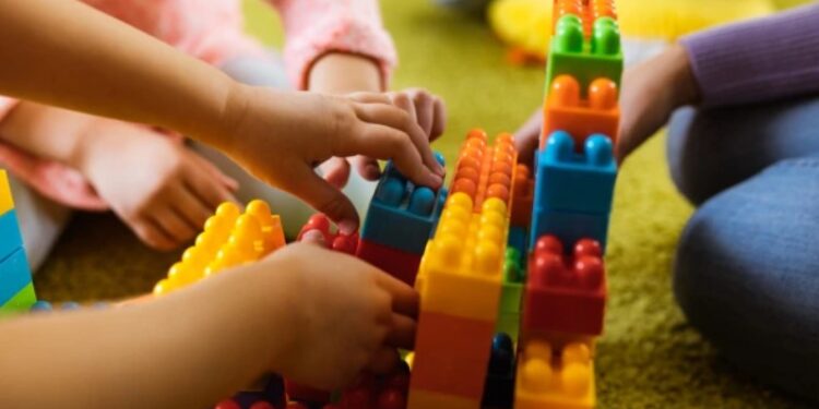 От последните минути! Насилие над дете от помощник-възпитател в детска градина! От последните минути! Насилие над дете от помощник-възпитател в детска градина!