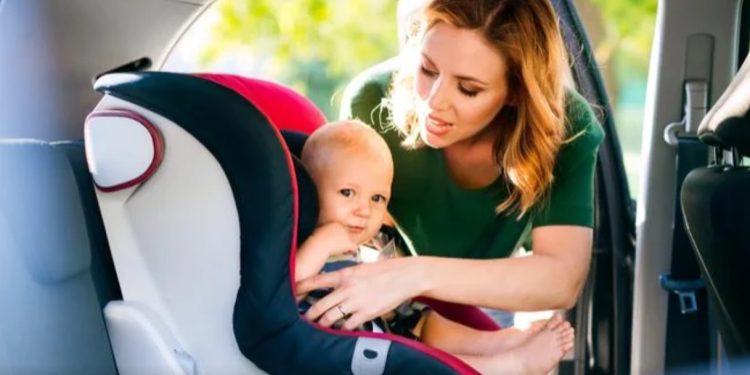 6 неща, които всяка майка трябва да има в колата