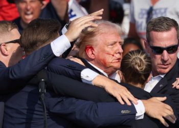 Опит за нападение срещу Тръмп: кой стреля, има жертви!? Медиите пуснаха първи данни: ВИДЕО