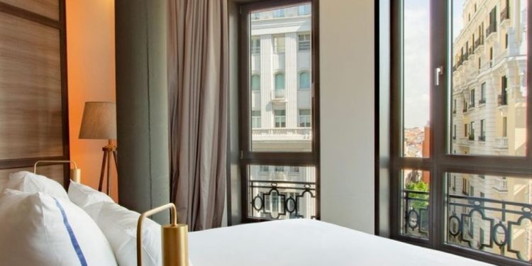 В хотел е открит диамантен пръстен на стойност над 800 000 долара на много необичайно място