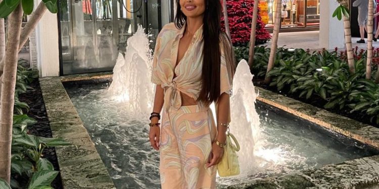 Бившата любов на певеца Борис Солтарийски стана мама за втори път Честито! Бившата любов на певеца Борис Солтарийски стана мама за втори път Честито!