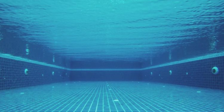 Хора, които имат тези болести не трябва да плуват