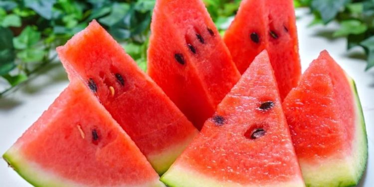 Лесен и евтин трик, който придава на динята още по-богат вкус Лесен и евтин трик, който придава на динята още по-богат вкус