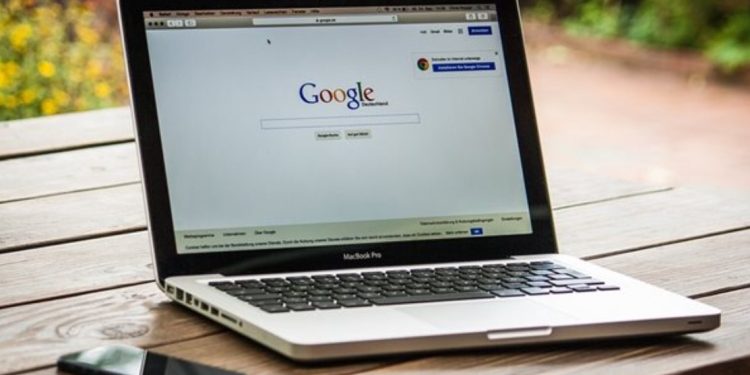 Шефът на гиганта „Гугъл“ може да придобие компания за няколко милиарда