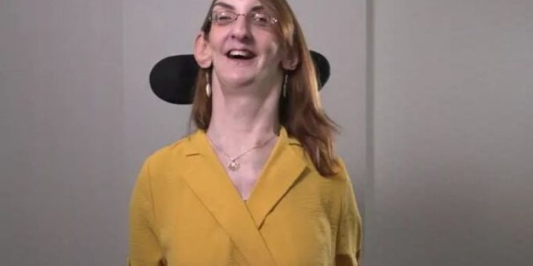 Най-високата жена на планетата успя да счупи още 2 световни рекорда!