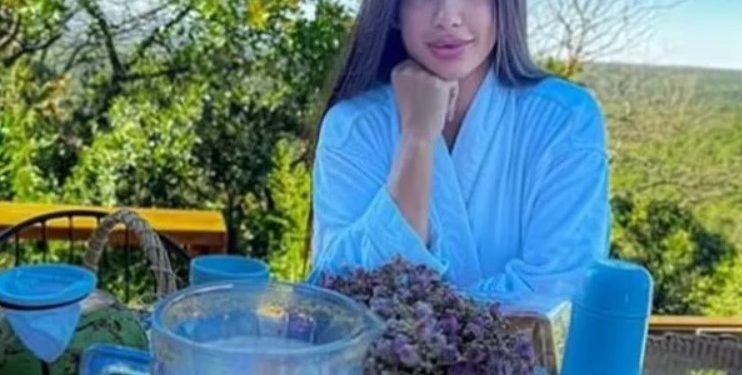 Тъжна вест: отиде си известна инфлуенсърка след инжекции за уголемяване на глутеуса Тъжна вест: отиде си известна инфлуенсърка след инжекции за уголемяване на глутеуса