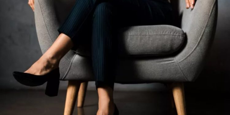 Как да подготвите краката си за педикюр, така че процедурата да е приятна и ефективна Как да подготвите краката си за педикюр, така че процедурата да е приятна и ефективна