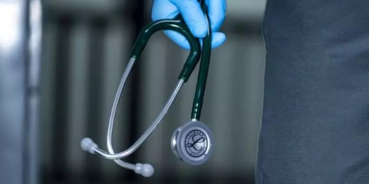 Здравословните проблеми принуждават Алла Пугачова да напусне Кипър Здравословните проблеми принуждават Алла Пугачова да напусне Кипър