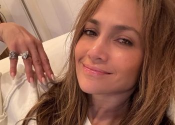 Актьорът Бен Афлек трудно преживява раздялата с Дженифър Лопес