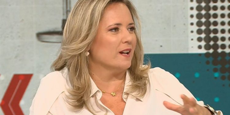 Водещата Лора Крумова закри сезона на предаването „На фокус“ в доста приповдигнато настроение