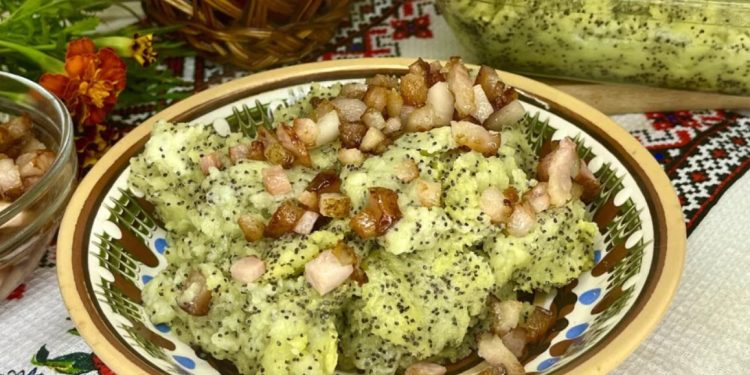 Всеки може да ги направи: „Намачкани“ картофи с маково семе (Рецепта) Всеки може да ги направи: „Намачкани“ картофи с маково семе (Рецепта)