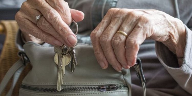 Вече стана ясно откога започва изплащането на пенсиите през месец август Вече стана ясно откога започва изплащането на пенсиите през месец август