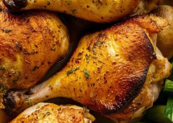 Печени пилешки бутчета, вкусна вечеря без много усилия