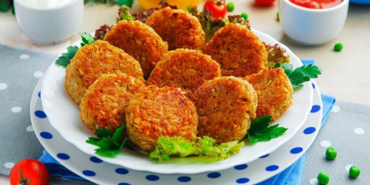 Постни кюфтенца от овесени ядки и лук, вкус, който остава (Рецепта)