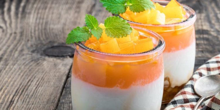 Нежен и вкусен десерт без печене (Рецепта)