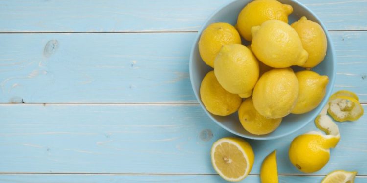 Домашен нетоксичен репелент против комари Домашен нетоксичен репелент против комари