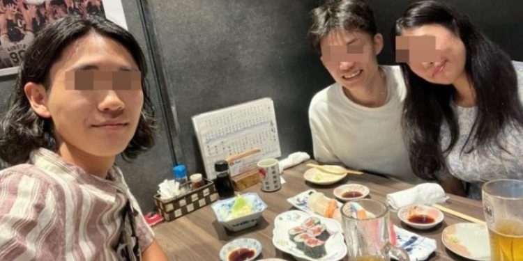 Омъжена жена, живееща под един покрив със съпруг и гадже, получи критики в мрежата