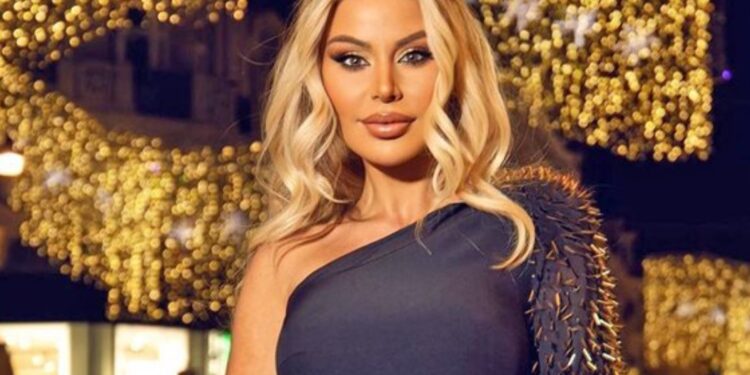 Плеймейтката Светлана Гущерова заживя в нов дом заради скандала с бореца Кирил Терзиев Плеймейтката Светлана Гущерова заживя в нов дом заради скандала с бореца Кирил Терзиев