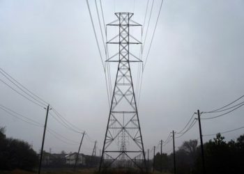 В утрешния ден токът за българския бизнес ще бъде в пъти по-евтин, ето изчислено в проценти: