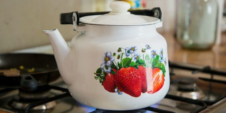 Трябва ли е една и съща вода да се вари 2 пъти – всеки трябва да знае