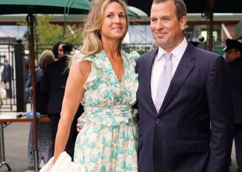 Внукът на Елизабет II се появи на турнира Уимбълдън с новата си любов (Снимки)