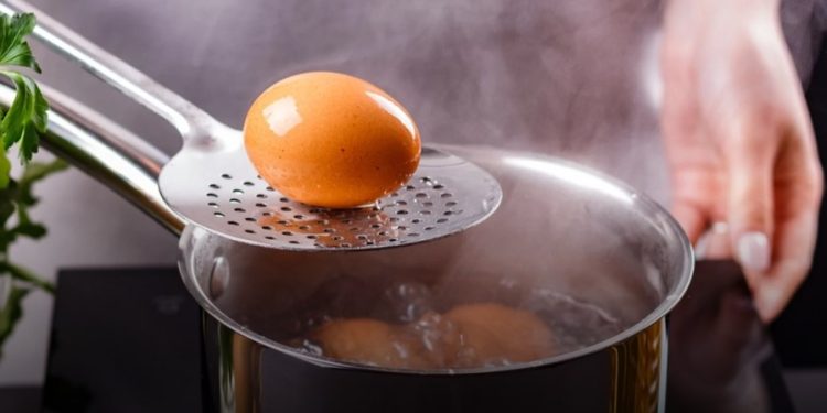 Ето кои 10 грешки правят повечето хора при варене на яйца Ето кои 10 грешки правят повечето хора при варене на яйца