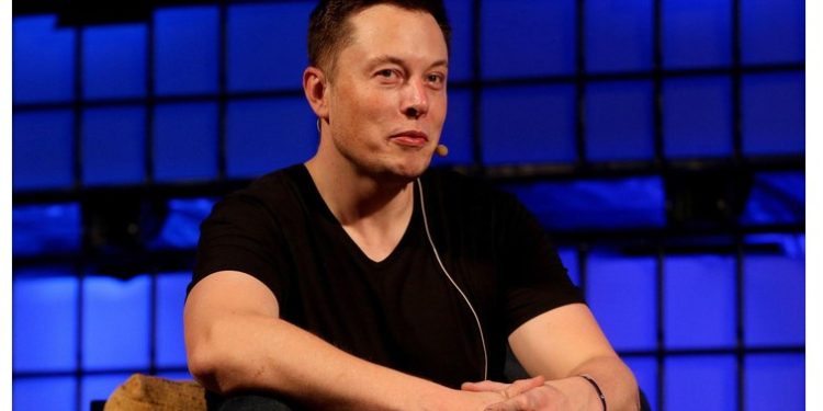 Само един въпрос, който Илон Мъск задава на всички интервюта – веднага разкрива лъжи