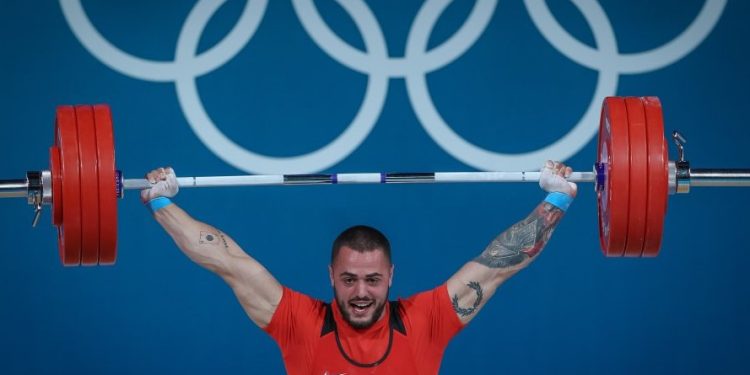 Гордейте се, българи! Невероятният Карлос Насар спечели второ злато за страната ни в Париж!