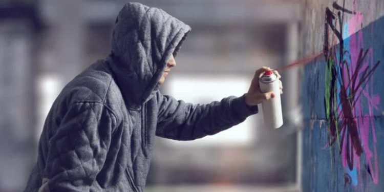 Банкси представи две нови творби в един ден