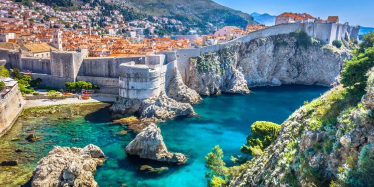 Назовани са най-ароматните места в света. Защо Шотландия мирише на кокос, а Дубровник на сирене?