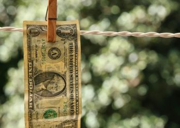 Какво отличава богатите от бедните хора: топ 3 навика