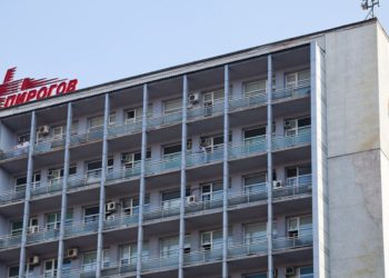 „Пирогов” излезе с извънредни и обнадеждаващи новини за детето, което пострада на плажа в Созопол