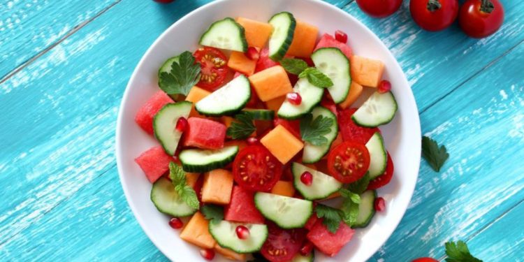 Салата от пъпеш и диня (Рецепта) Салата от пъпеш и диня (Рецепта)