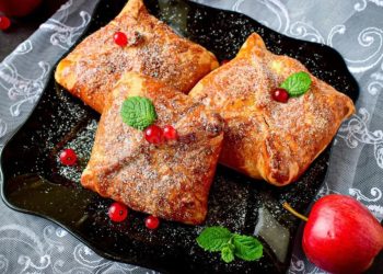 Шикозни „квадратчета“, които стават много вкусни (Рецепта)