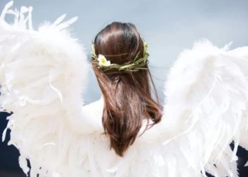 Нумерологията разкрива вашия ангел пазител: Разберете какво ви казва и как ви защитава през целия ви живот