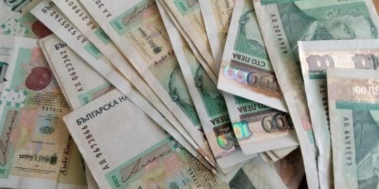 Как бързо да спестите пари: ефективни съвети, които работят