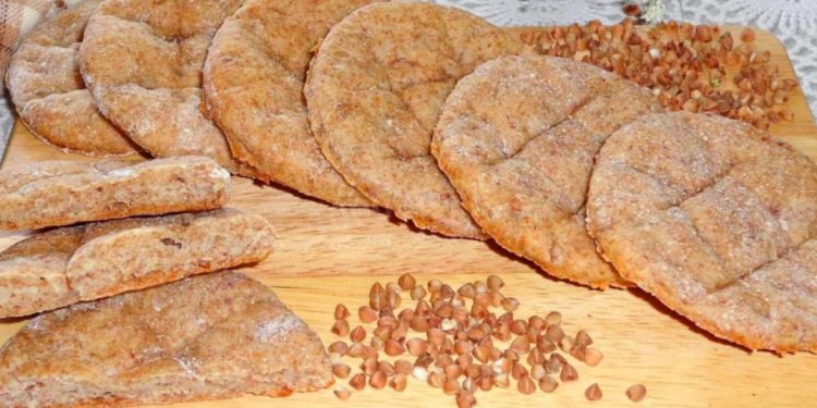 Вкусни и питателни питки от елда (Рецепта) Вкусни и питателни питки от елда (Рецепта)