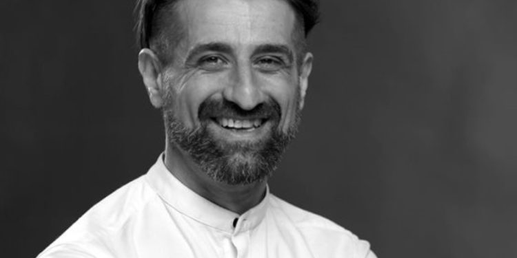 Обичаният актьор Филип Аврамов-Фицата ще влиза в политиката Обичаният актьор Филип Аврамов-Фицата ще влиза в политиката