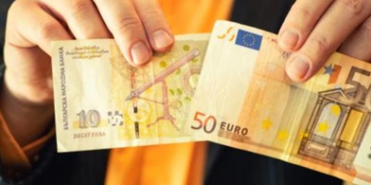 Стана ясно как ще се отрази приемането на еврото на джоба ни, специалисти заговориха за манипулации Стана ясно как ще се отрази приемането на еврото на джоба ни, специалисти заговориха за манипулации