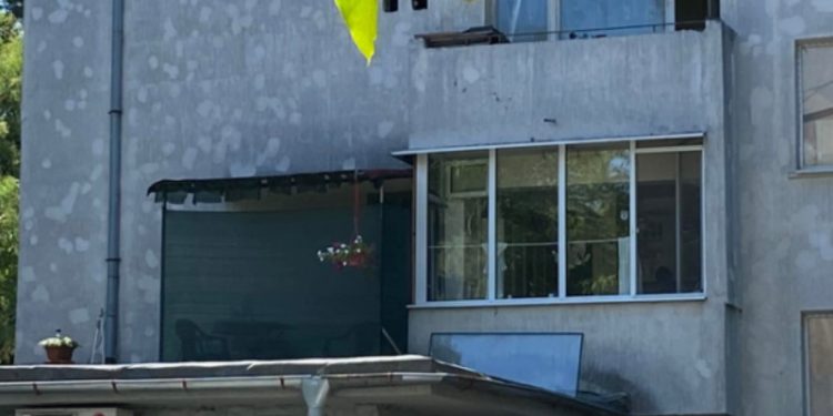 У нас се появи любопитно „архитектурно решение“, необичайната „тераска“ привлече вниманието на мнозина