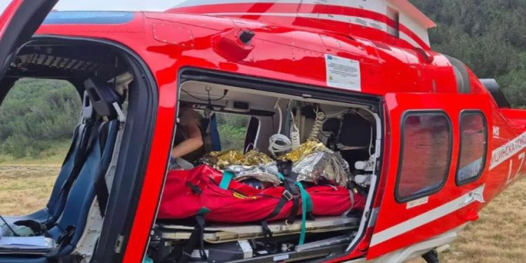 Въздушната ни линейка бе изправена пред първа екстремна мисия в Пирин! Въздушната ни линейка бе изправена пред първа екстремна мисия в Пирин!